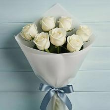 Букет 7 Белых роз Эдлесс Лав в Воркуте