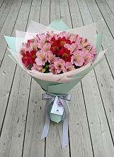 Букет цветов из:  Альстромерии в Воркуте