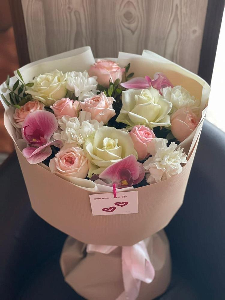 Букет цветов из: Орхидеи, Розы и Гвоздики в Воркуте