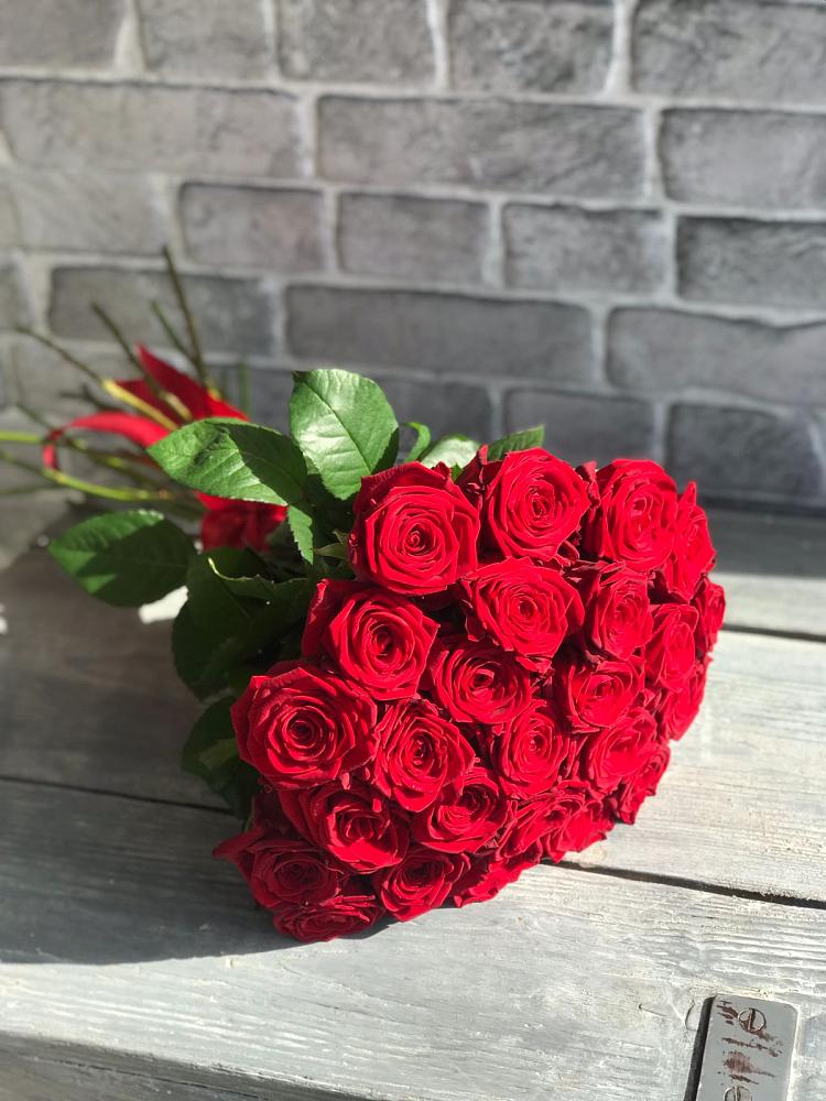 Букет Красные розы Фридом в Воркуте