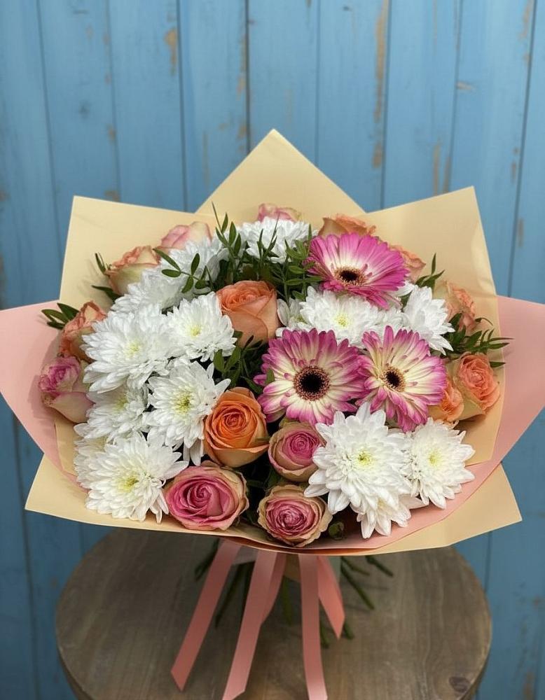 Букет цветов из: Розы, Герберы и Хризантемы в Воркуте