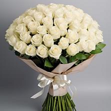 Букет 101 беля роза Белоснежка в Воркуте