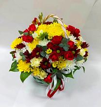 Цветочная композиция из Хризантемы и Розы в корзине в Воркуте