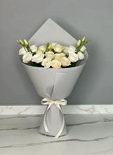 Букет цветов из:  Розы и Лизиантусы #REPLACE_PRED# Воркуте